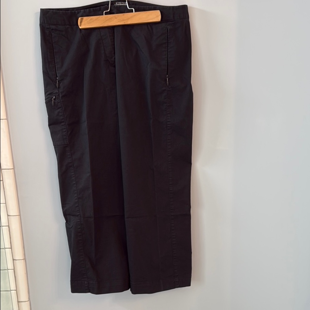 adidas Black Capri Pants Straight-Leg Casual